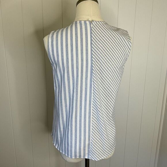 Before Womens Size Medium Sleeveless Bliuse Blue White Stripe Button Details - Picture 8 of 12